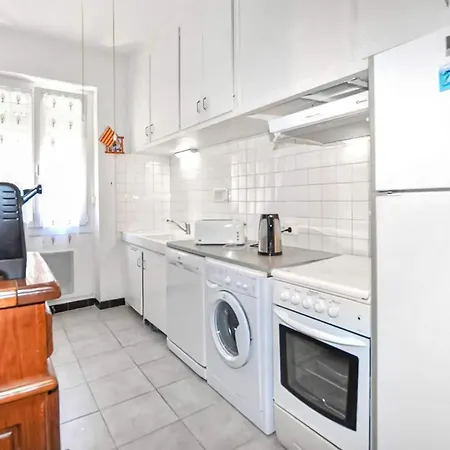 A Port-vendres De 60 M² *